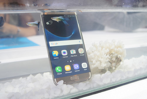 S7 Edge Mỹ có chống nước không -Thông tin từ Samsung 3