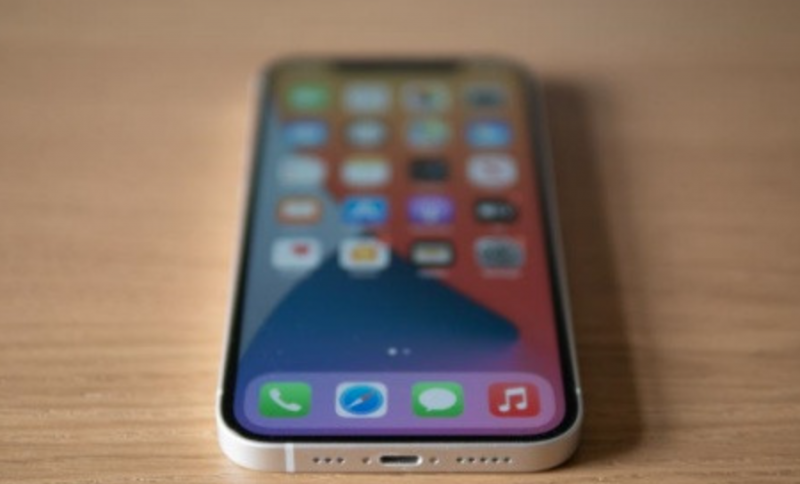 Nguyên nhân và cách khắc phục tình trạng pin iPhone 12 nhanh hết hơn bình thường